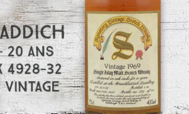 Bruichladdich - 1969/1990 - 20yo - 43% - Cask 4928-32 - Signatory Vintage - Vintage Collection Dumpy